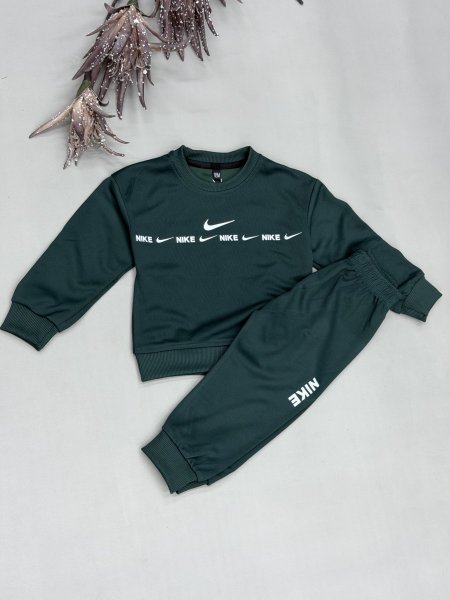 ترينك ولادي Nike10 -12M